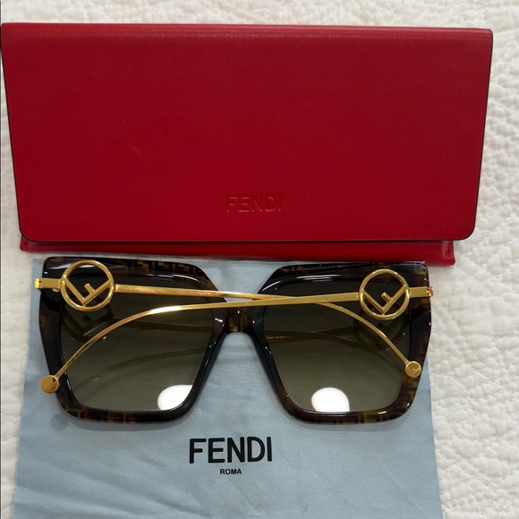 Fendi Women's Black and Gold Sunglasses - Picture 2 of 6